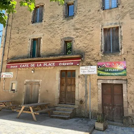Bed & Breakfast Cafe De La Place Gite & D'hotes 