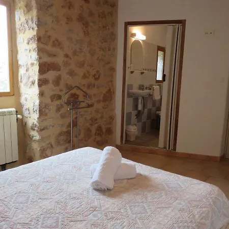 Bed & Breakfast Cafe De La Place Gite & D'hotes 